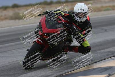 media/Sep-21-2025-Race Pace (Sun) [[98bf33ef95]]/Verified/5-Turn 15 Inside (930am)/